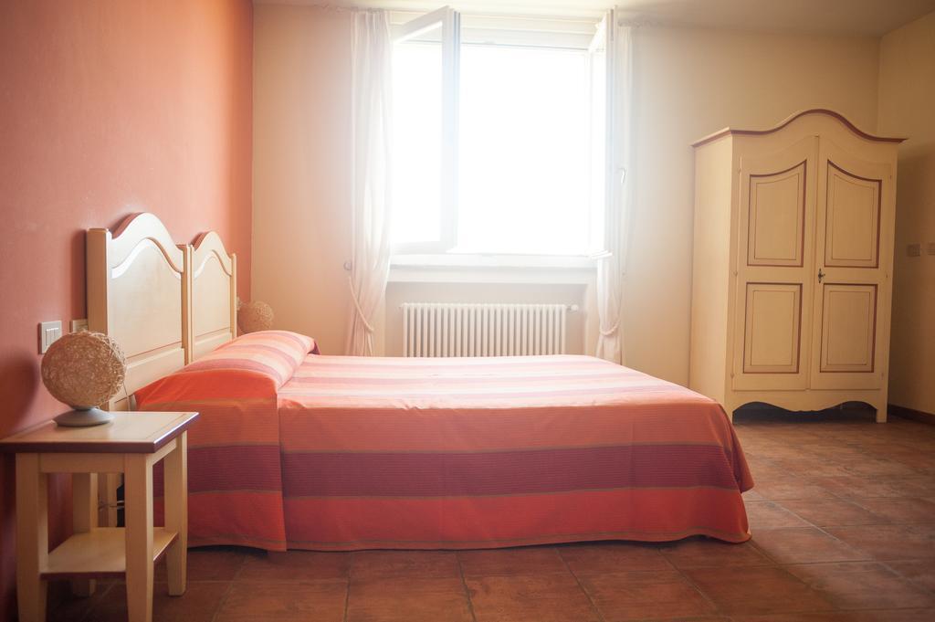 Agriturismo Il Mondo Guest House Parma Room photo