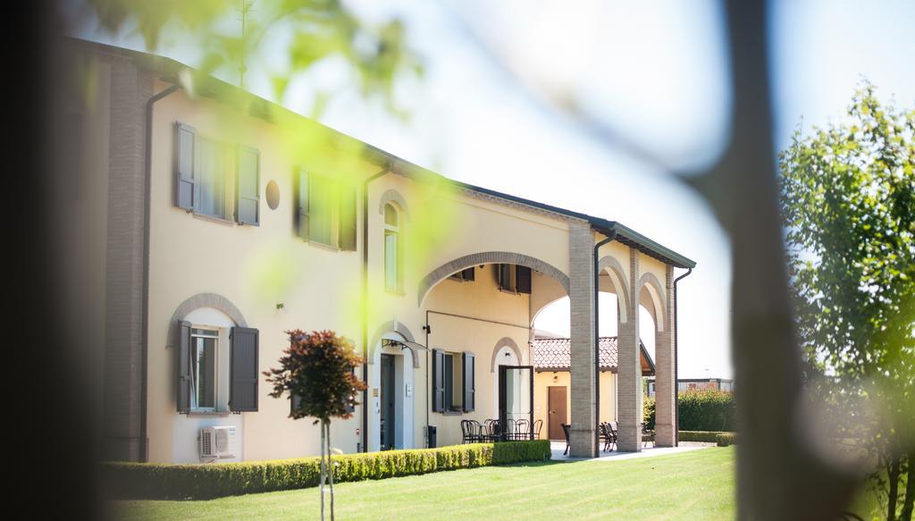 Agriturismo Il Mondo Guest House Parma Exterior photo