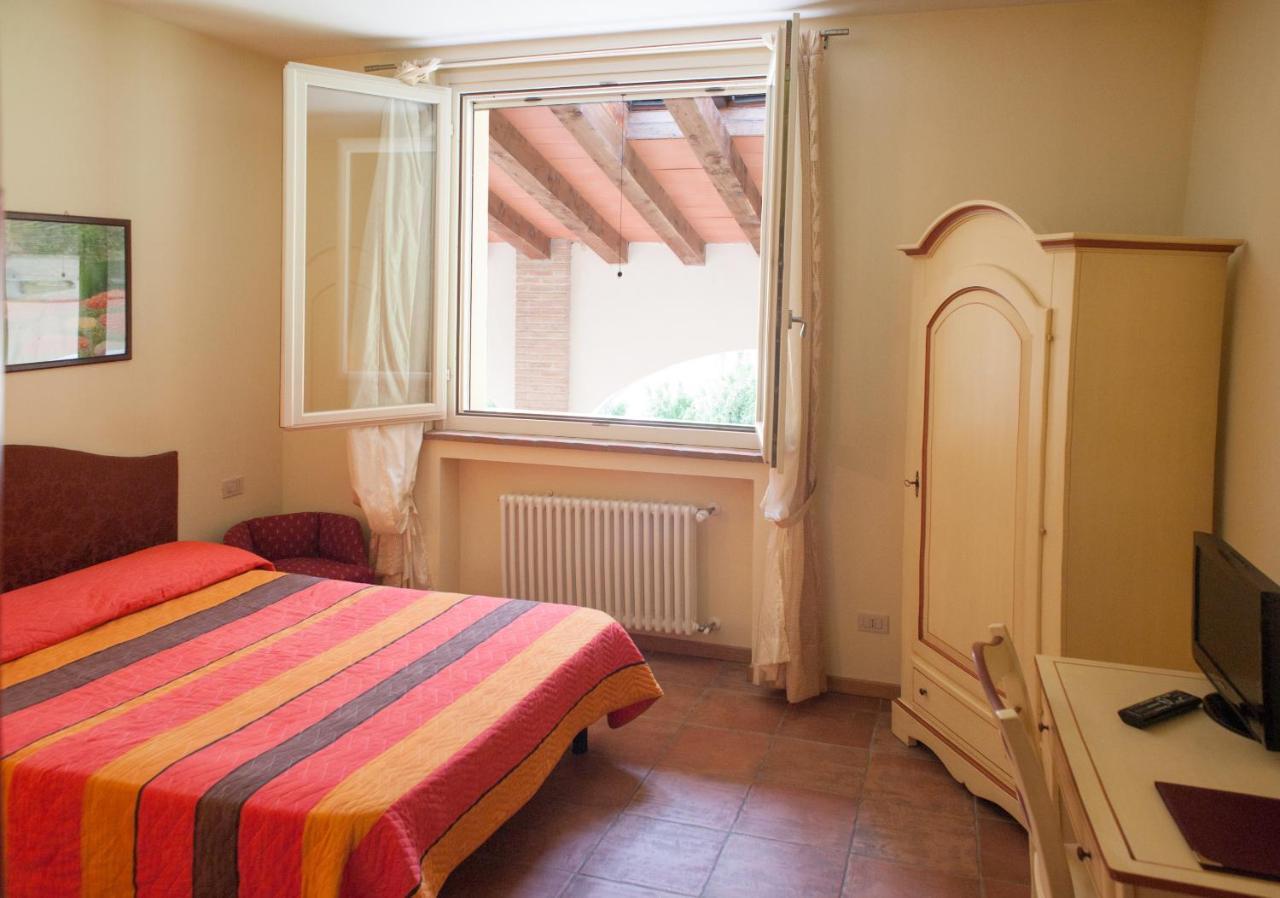 Agriturismo Il Mondo Guest House Parma Room photo